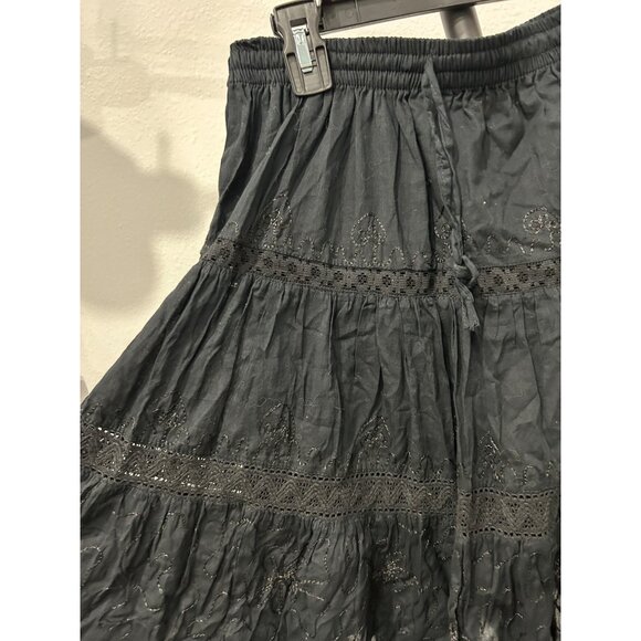 Black Embroidered Bohemian Whimsy Goth Style Skirt Lace Hem - Picture 4 of 6